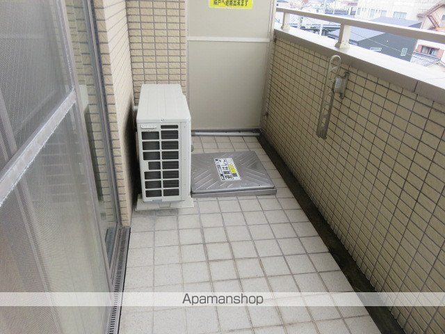 ザ・グローバル・タワーの内装写真