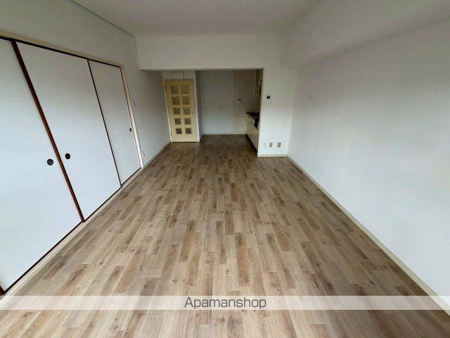 鈴が峰第5団地 5号棟の内装写真