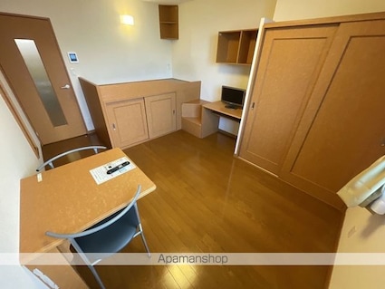 レオパレスクレールアヴェニール[1K/23.61m2]のリビング・居間1