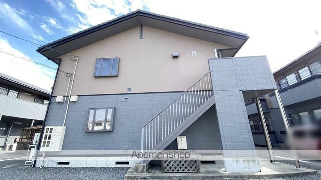 インペリアルパレスの外観写真