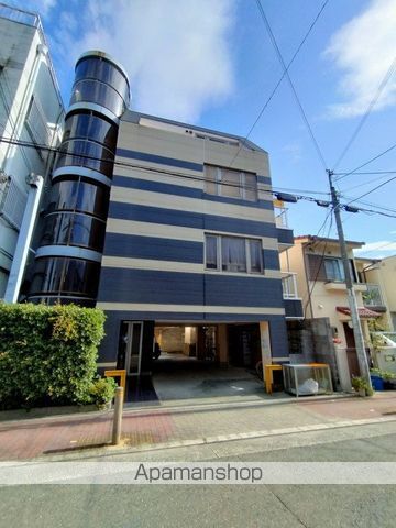 デザイナーズ8マンションの外観写真