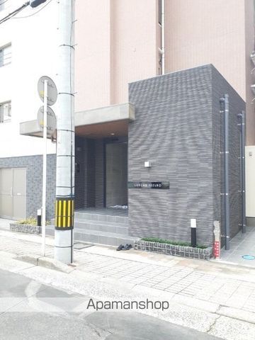 ルーカスいづろの玄関写真