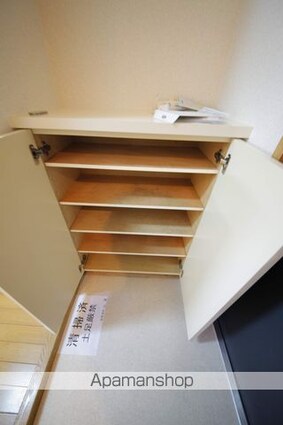 ホワイトレジデンス[1K/23.3m2]の内装2