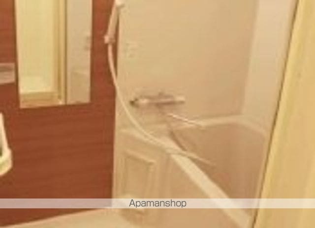 RELIEF不動前の内装写真