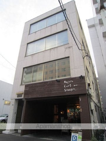 シンエービルの外観写真