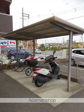和歌山県和歌山市紀三井寺[1LDK/32.84m2]の駐車場2