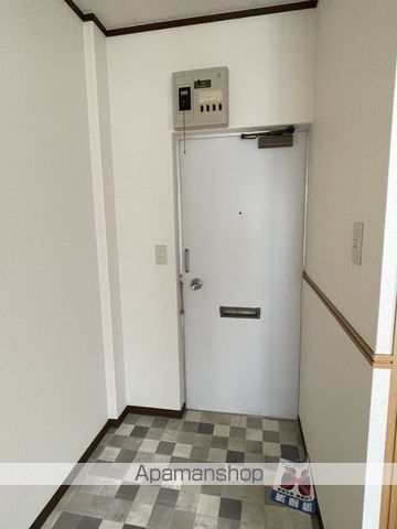 シャイニーフラットの内装写真