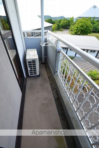 パークヒルズAの玄関写真