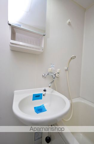 パークヨコチョーの内装写真