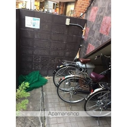 ＮＡＶＩ梅ヶ丘[1R/22.68m2]の共用部