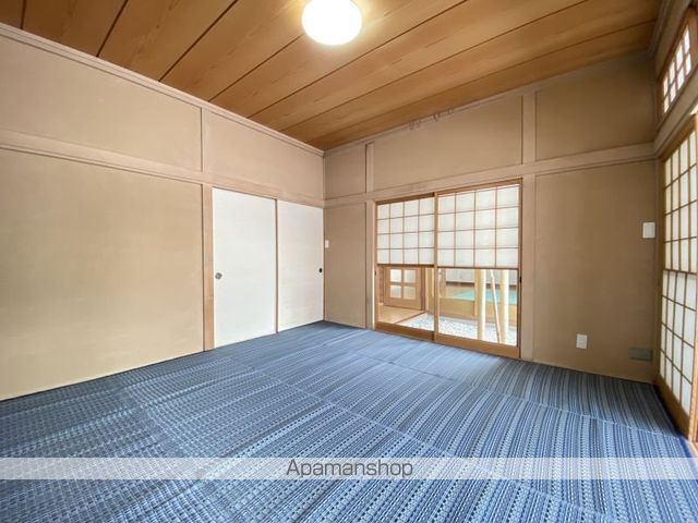 函館本線 大中山駅 徒歩9分 2階建 築51年の内装写真