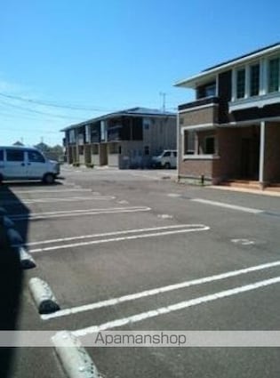 クレストールＫⅢ[2LDK/57.21m2]の駐車場