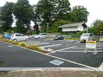 東京都立川市西砂町５丁目[1LDK/46.06m2]の駐車場