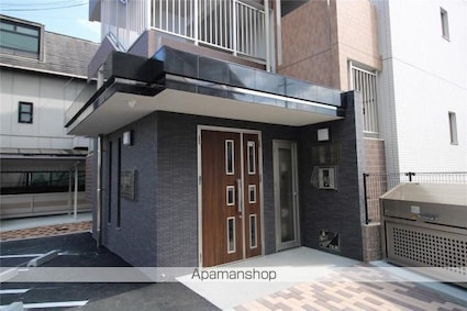 Ａｒｃａｄｉａ恒久[1LDK/40m2]のエントランス