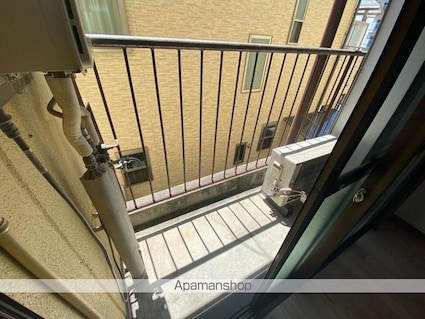 コーポ石清尾[1R/17m2]のバルコニー