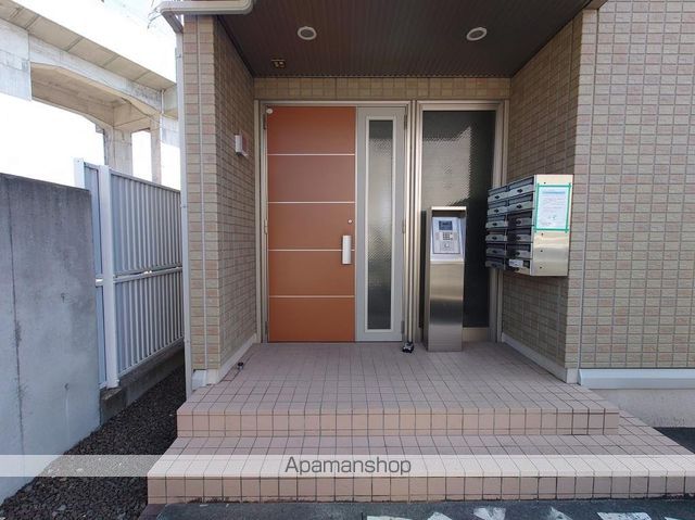 パレス イーストの玄関写真