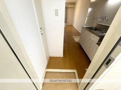 ピア長等山[1K/21m2]の玄関