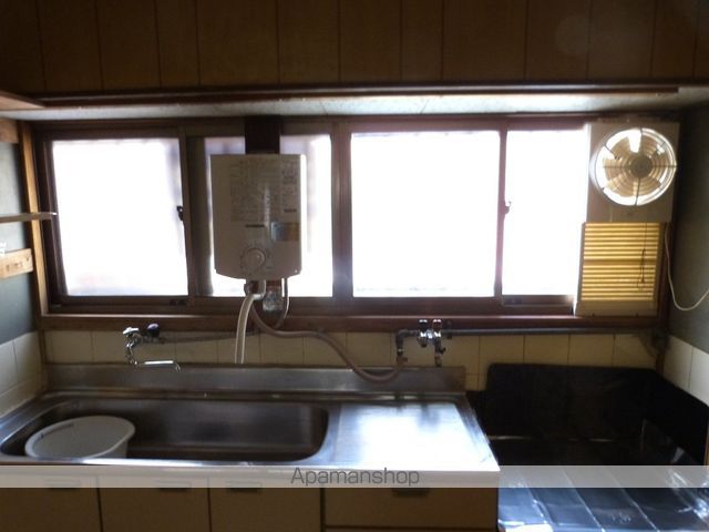 緑ヶ丘貸家の内装写真