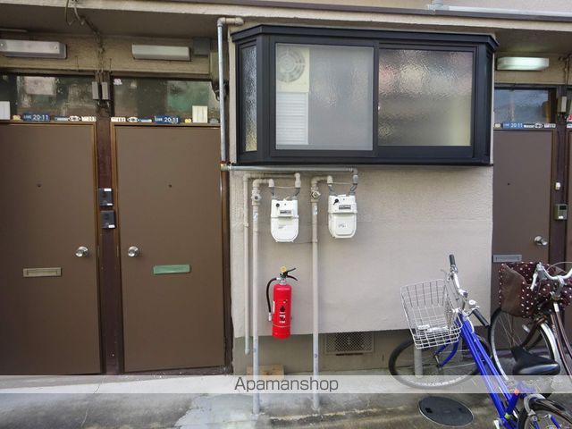 石津コーポM.Tの玄関写真