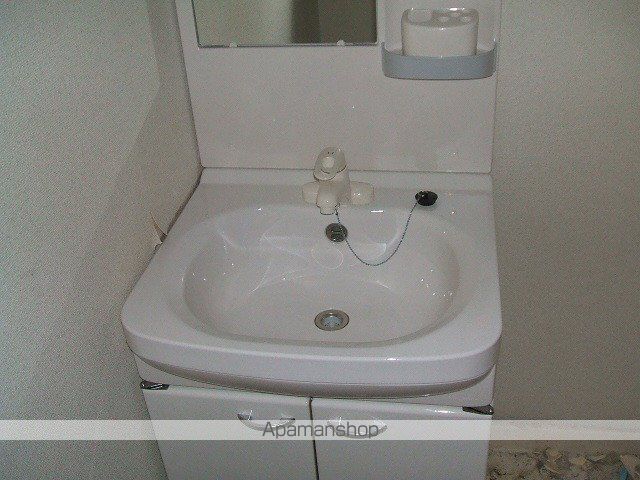 セカンドキャビンの内装写真