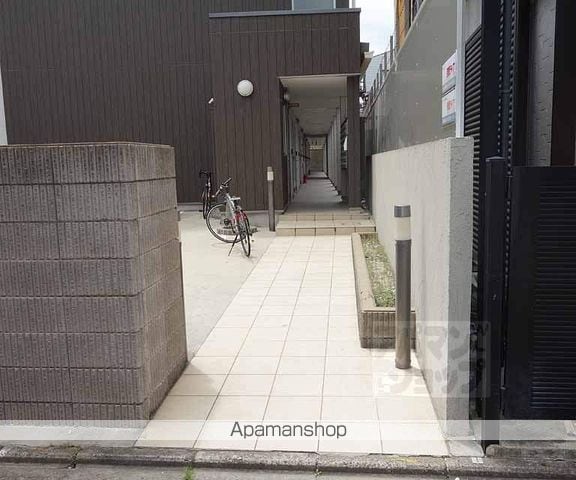 EASTFIELDの玄関写真