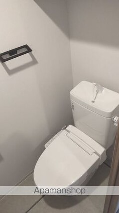 クレヴィアリグゼ西巣鴨[2LDK/48.3m2]のトイレ