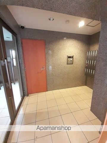 TNGビルの玄関写真