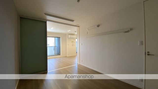 シャーメゾン上中野の内装写真