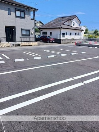 フェリーチェ　トイシザキ[1LDK/50.05m2]の駐車場