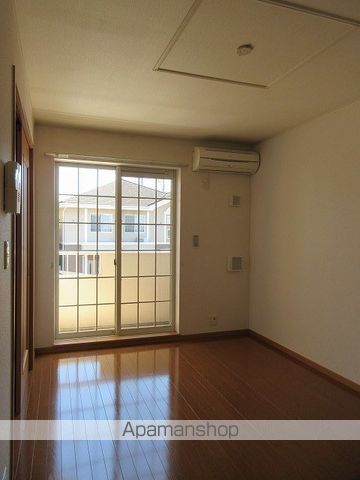 リヴァーパークII Cの内装写真