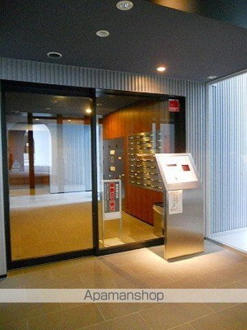 スタイリオ中延IIWESTの玄関写真