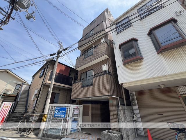 シャルム十三の外観写真
