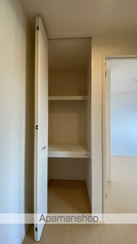 グランシャリオ B棟の内装写真