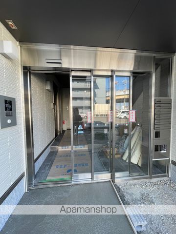 シャーメゾン嘉右衛門の玄関写真