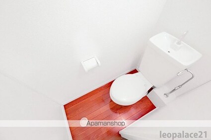 レオパレスカトレア[2DK/40.95m2]のトイレ