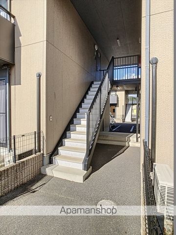 ティエラAの玄関写真