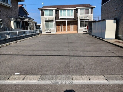 ハミング　ライフ　Ⅱ[1LDK/50.09m2]の駐車場