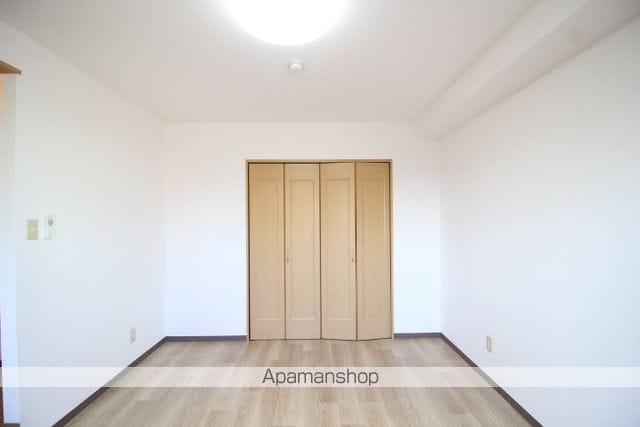 プラーナ富町の内装写真