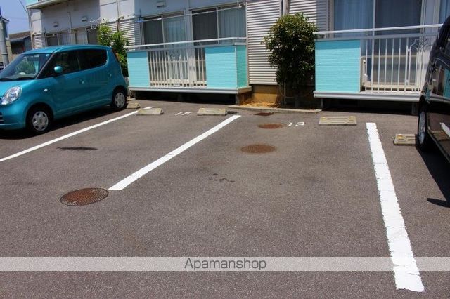 サンライフ木太　Ａ・Ｂ・Ｃ棟[2DK/40.92m2]の駐車場