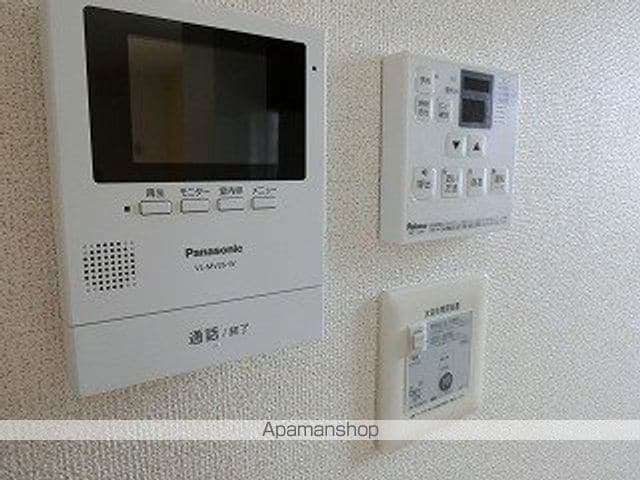 オリーブの内装写真