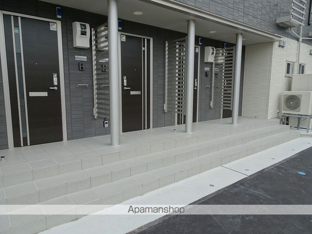 DーROOM芹川の玄関写真