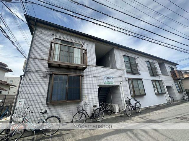 クレストハイムの外観写真