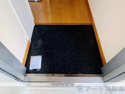 レオパレスコンフォール・タナカ[1K/23.18m2]の玄関