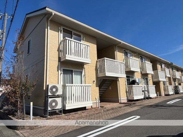 プラム A棟の外観写真