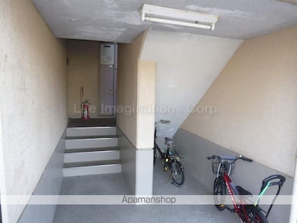 グランベールＪＩＮ[1LDK/48.6m2]の共用部3