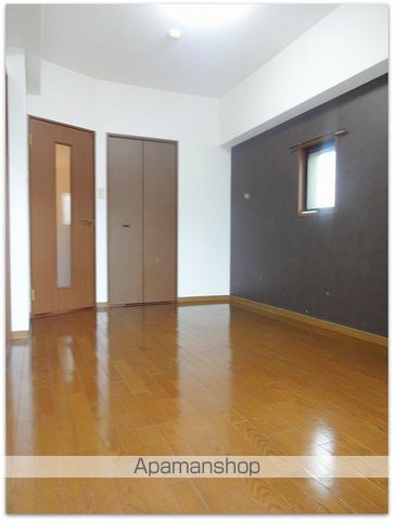プレサンス難波WESTの内装写真
