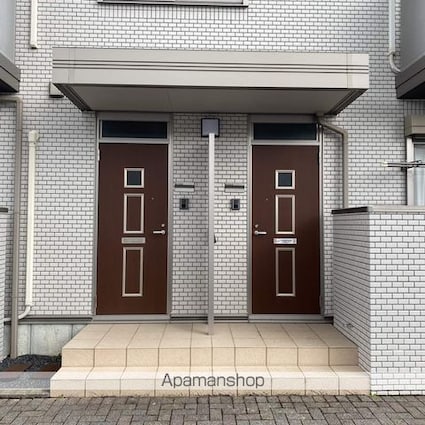 モンソレーユ[2LDK/66.01m2]のエントランス2