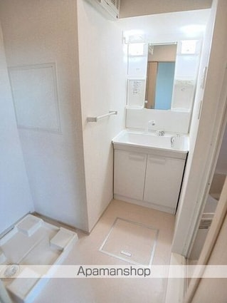 イル　レジーナ　Ⅱ[1LDK/53m2]の洗面所