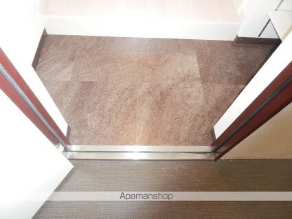 ザ　クレスト元浜[1LDK/53.2m2]の玄関