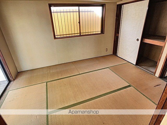 鶴ヶ舞コーポの内装写真